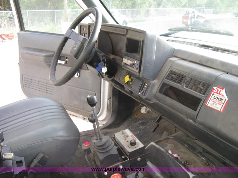 image for item E7874 1998 Chevrolet C8500 dump truck