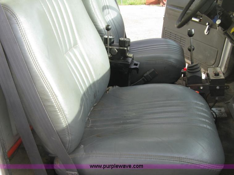 image for item E7874 1998 Chevrolet C8500 dump truck