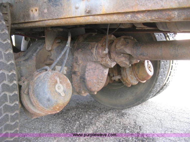 image for item E7874 1998 Chevrolet C8500 dump truck