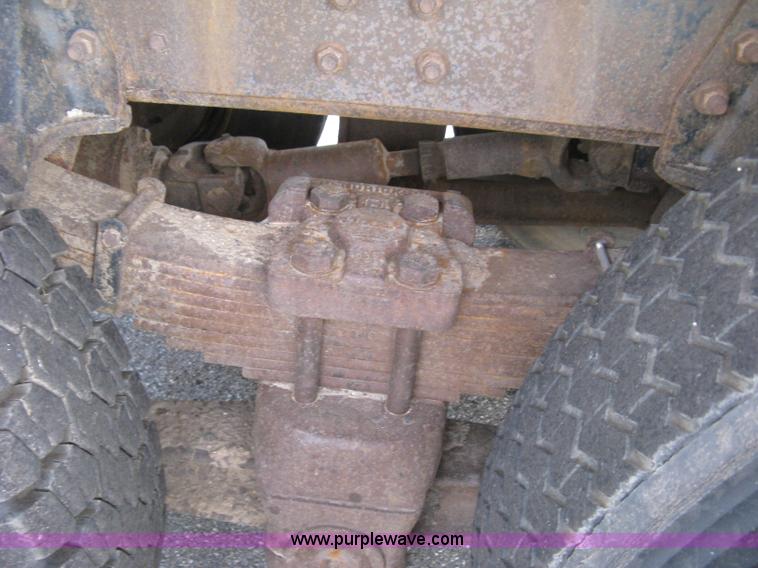 image for item E7874 1998 Chevrolet C8500 dump truck