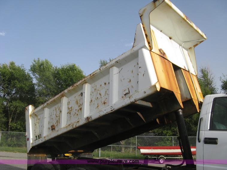 image for item E7874 1998 Chevrolet C8500 dump truck