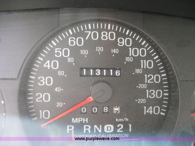 image for item E7876 2000 Ford Crown Victoria Police Interceptor