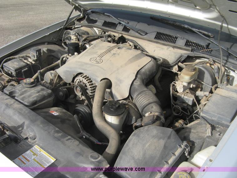 image for item E7876 2000 Ford Crown Victoria Police Interceptor