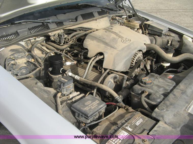 image for item E7876 2000 Ford Crown Victoria Police Interceptor