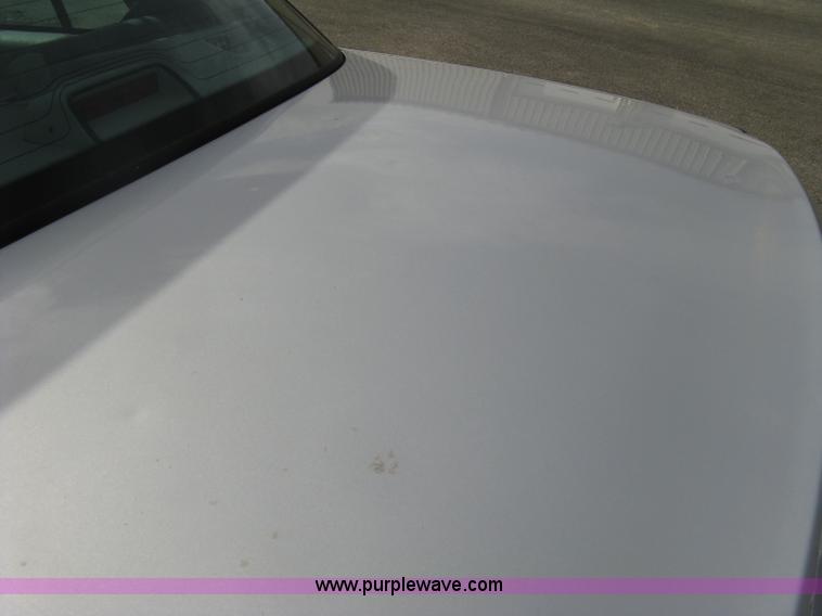 image for item E7876 2000 Ford Crown Victoria Police Interceptor