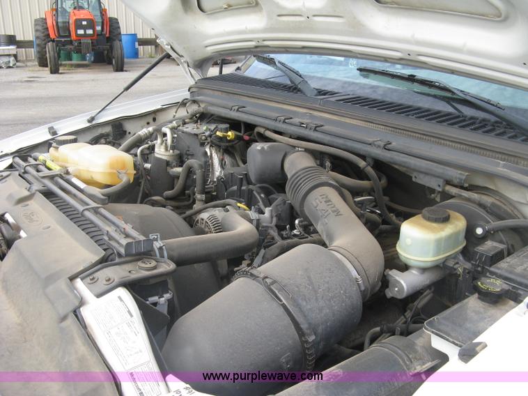 image for item E7879 2000 Ford F250 Super Duty XL pickup truck