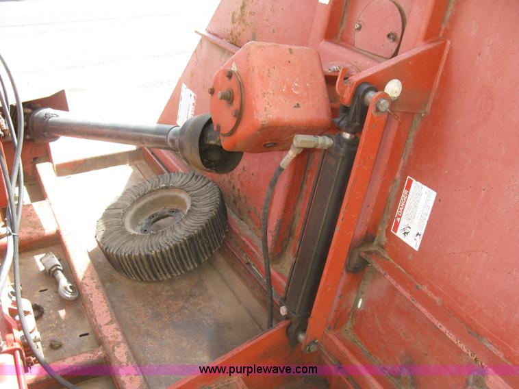 image for item E7884 1999 Rhino SR15 batwing mower