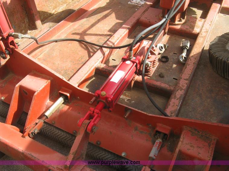 image for item E7884 1999 Rhino SR15 batwing mower