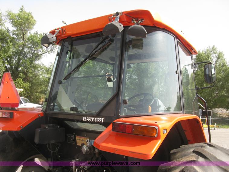 image for item E7885 1998 AGCO Allis 8745 tractor