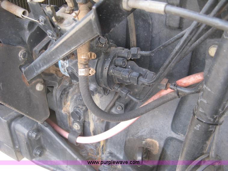 image for item E7885 1998 AGCO Allis 8745 tractor