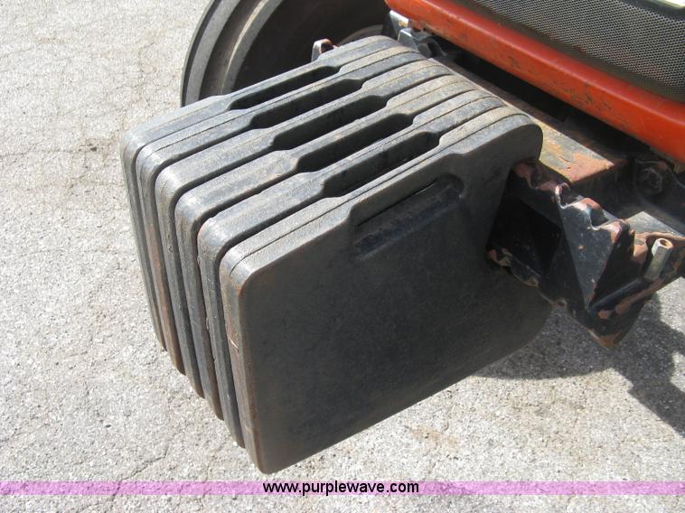 image for item E7885 1998 AGCO Allis 8745 tractor