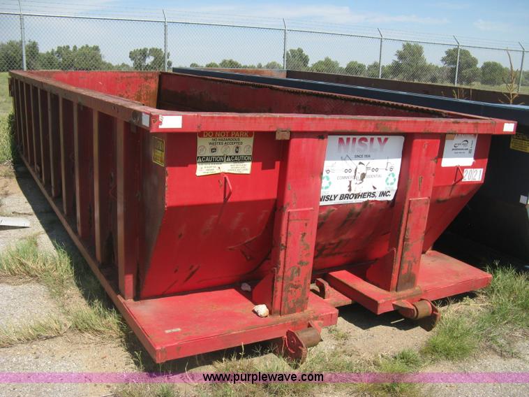 image for item E7886 20 yard capacity roll off dumpster