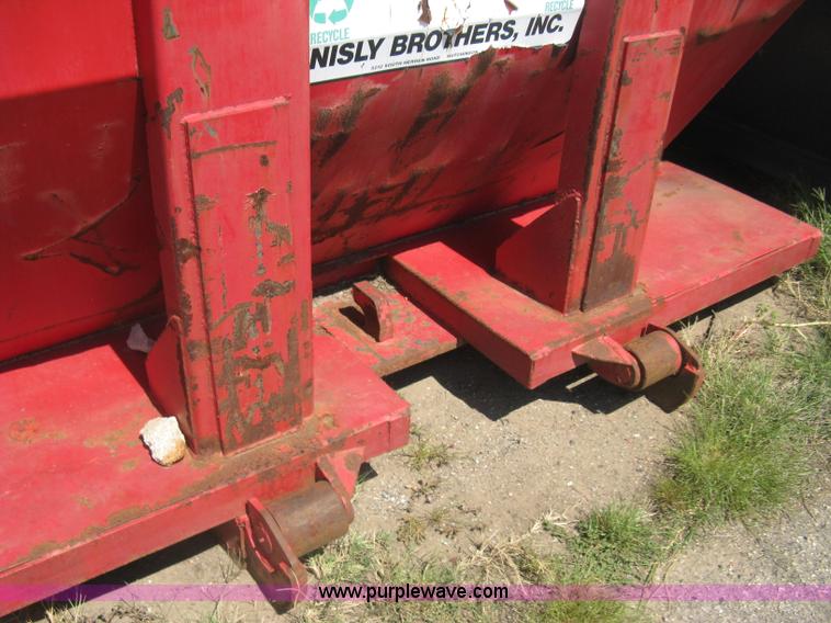 image for item E7886 20 yard capacity roll off dumpster