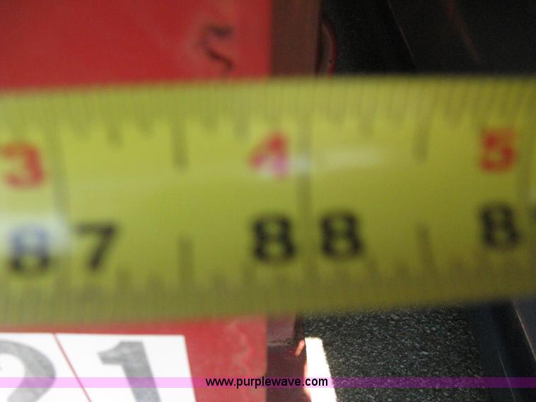 image for item E7886 20 yard capacity roll off dumpster