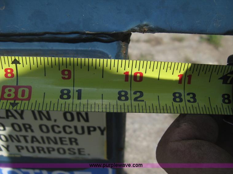 image for item E7887 20 yard capacity roll off dumpster