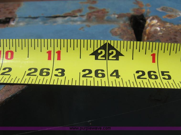 image for item E7887 20 yard capacity roll off dumpster