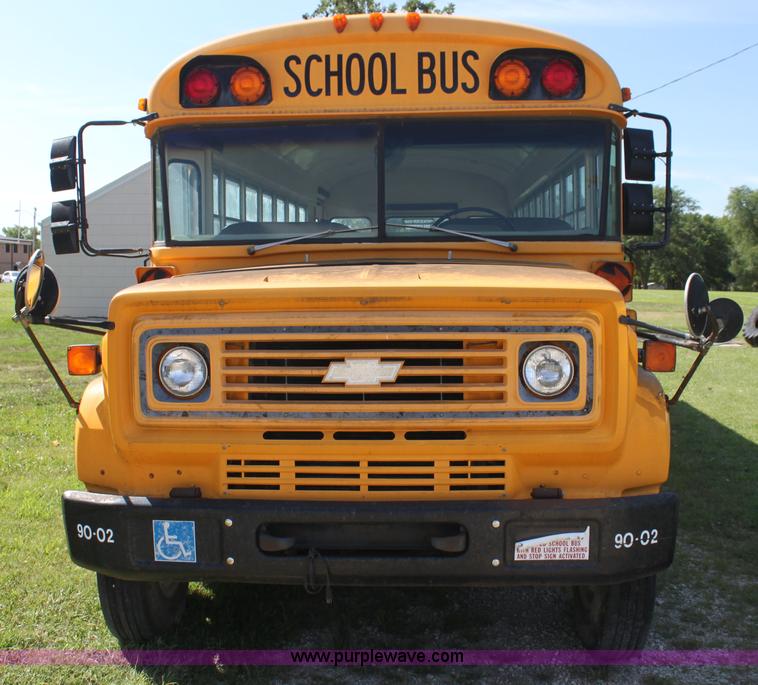 image for item F3318 1991 Chevrolet school bus