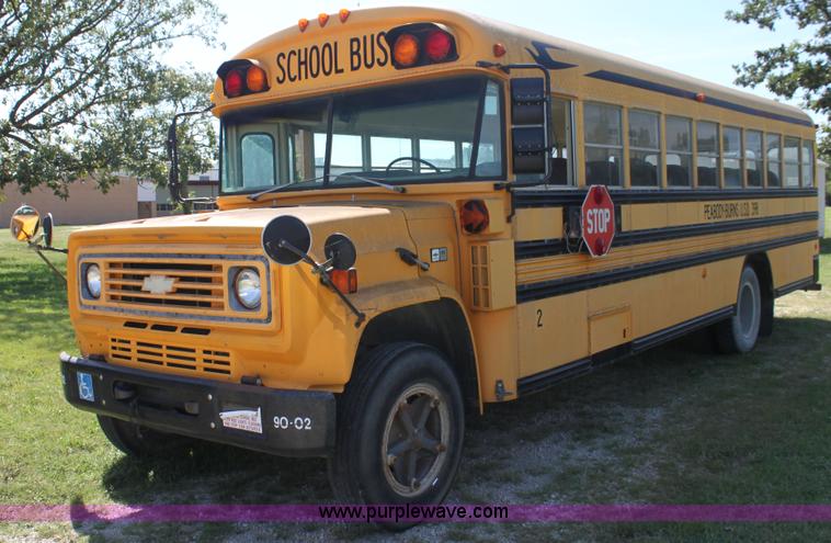 image for item F3318 1991 Chevrolet school bus