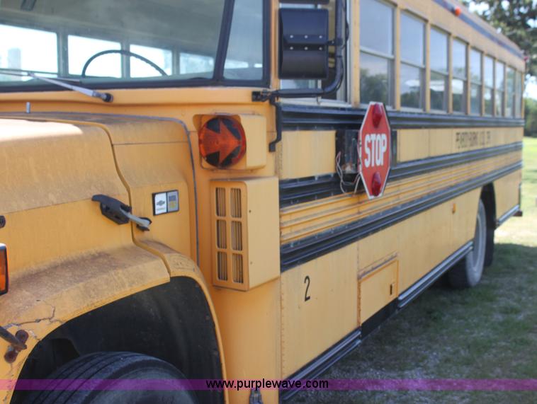 image for item F3318 1991 Chevrolet school bus