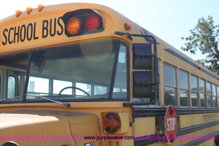 image for item F3318 1991 Chevrolet school bus