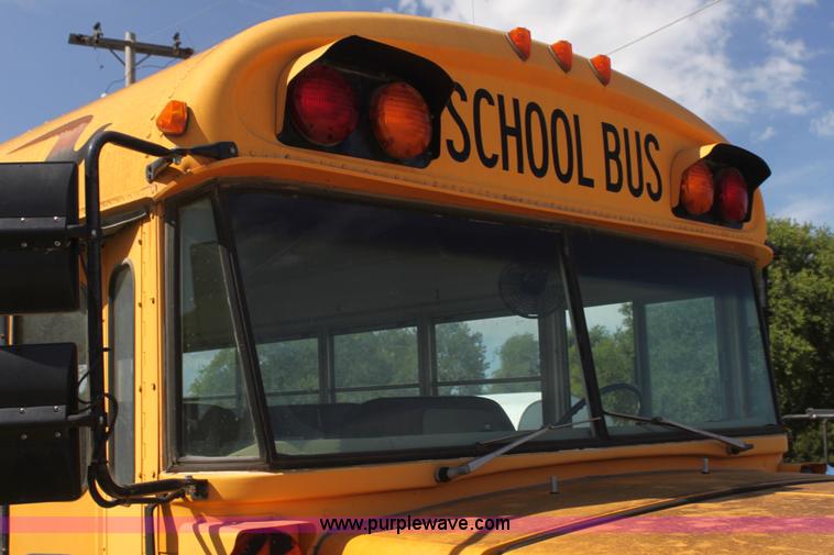 image for item F3318 1991 Chevrolet school bus