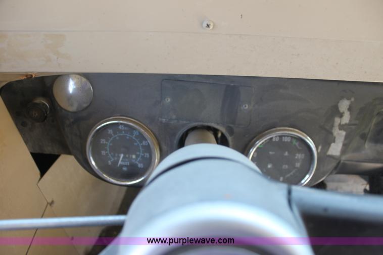 image for item F3318 1991 Chevrolet school bus