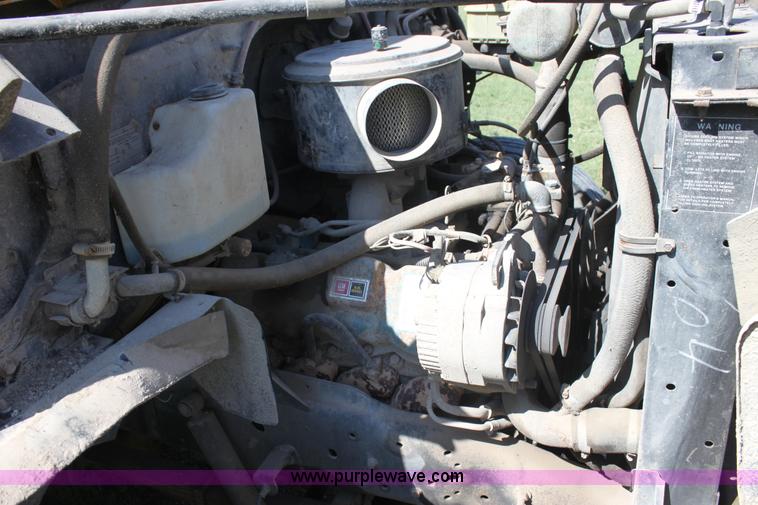 image for item F3318 1991 Chevrolet school bus