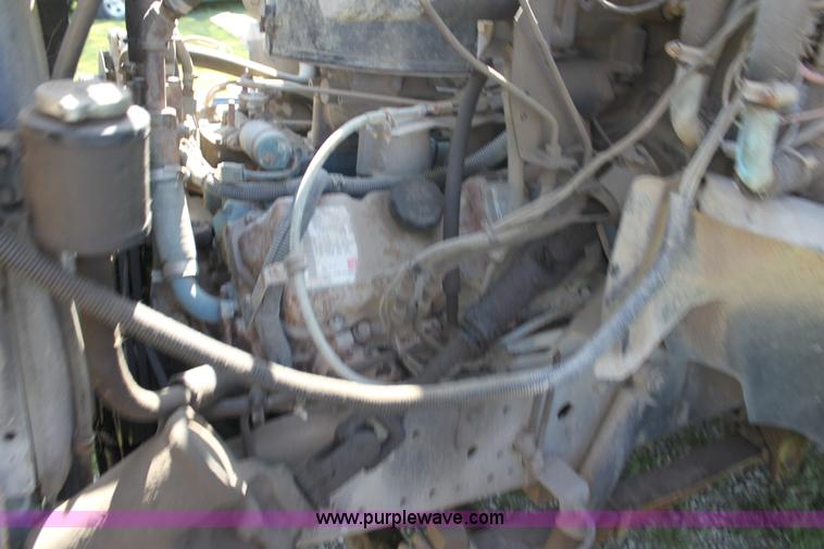 image for item F3318 1991 Chevrolet school bus