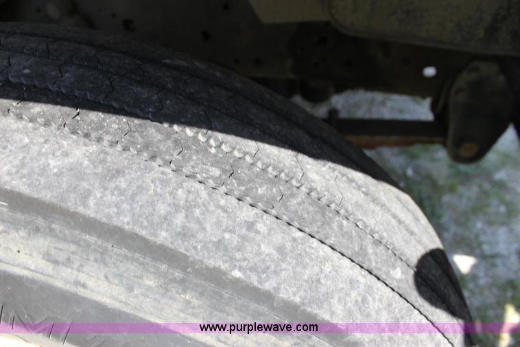 image for item F3318 1991 Chevrolet school bus