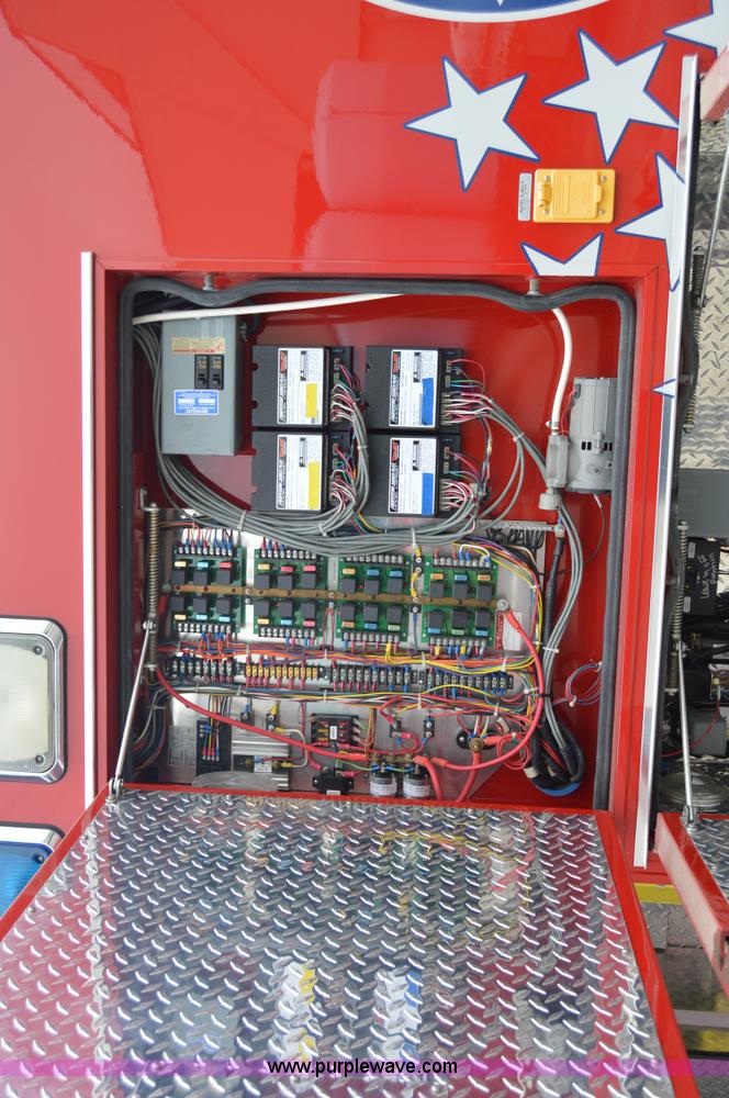 image for item F5177 2003 Ford 801 ambulance