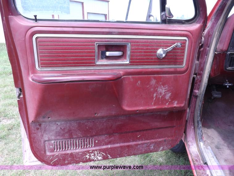 image for item H1791 1979 Chevrolet Scottsdale 20 fire truck