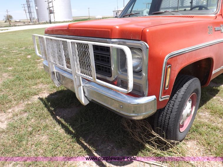 image for item H1791 1979 Chevrolet Scottsdale 20 fire truck