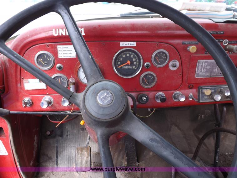 image for item H1792 1970 International 1600 fire truck