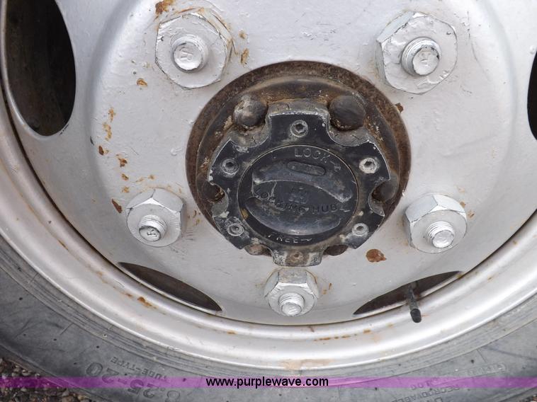 image for item H1792 1970 International 1600 fire truck