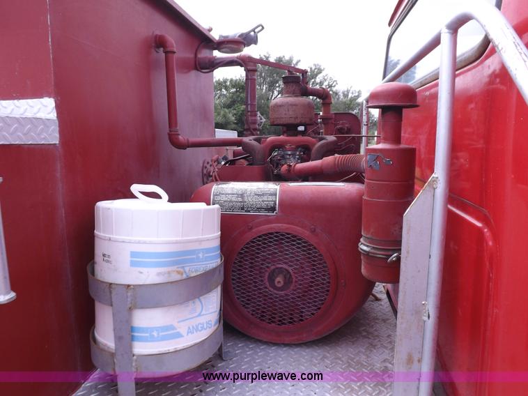 image for item H1792 1970 International 1600 fire truck