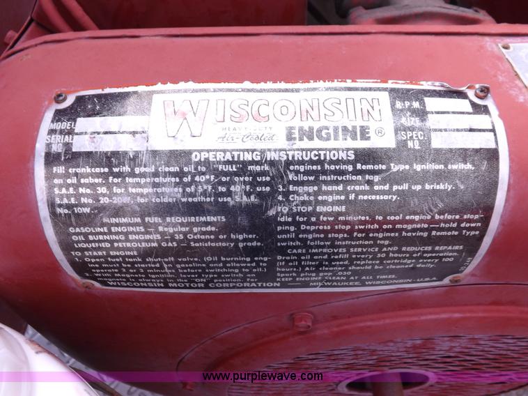 image for item H1792 1970 International 1600 fire truck