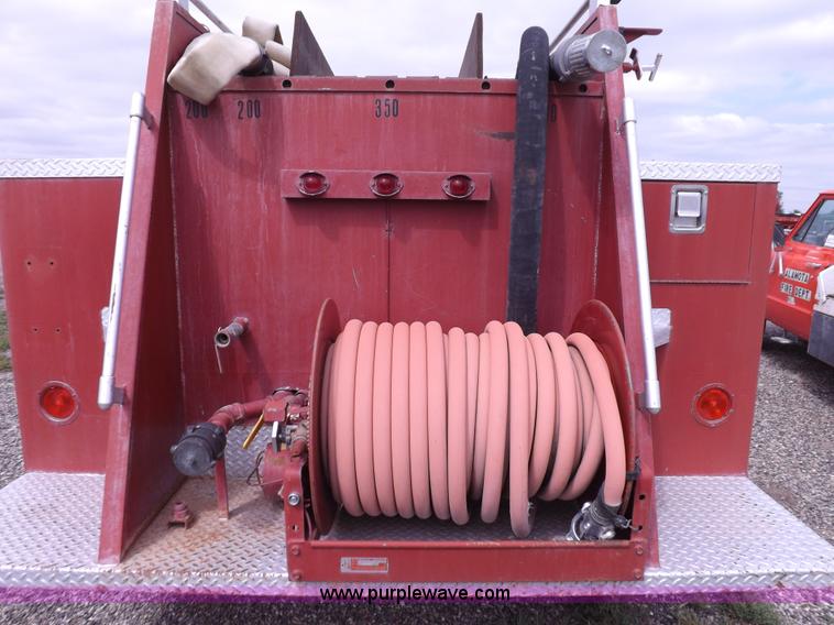 image for item H1792 1970 International 1600 fire truck