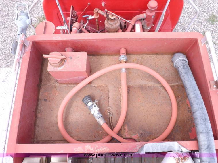 image for item H1792 1970 International 1600 fire truck