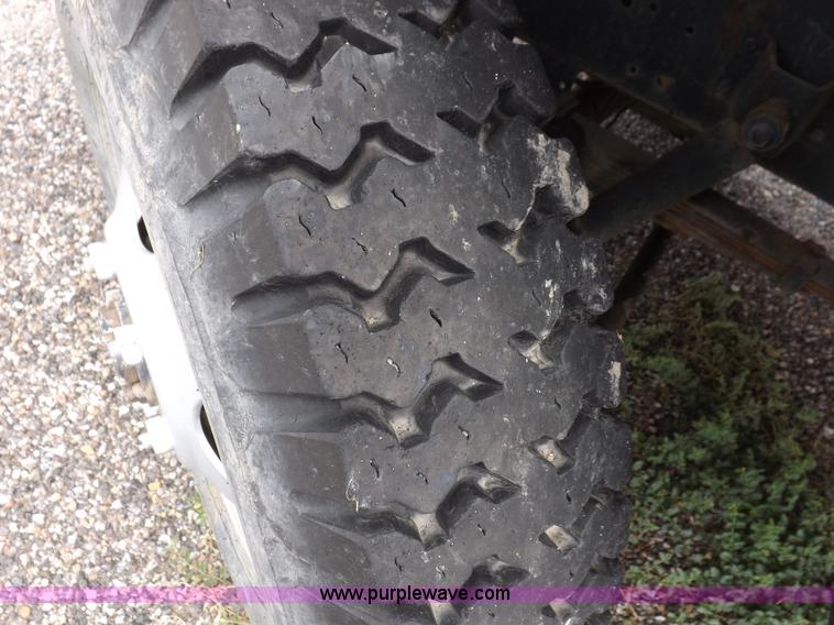 image for item H1792 1970 International 1600 fire truck