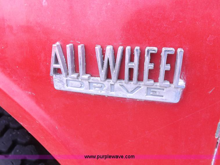 image for item H1792 1970 International 1600 fire truck