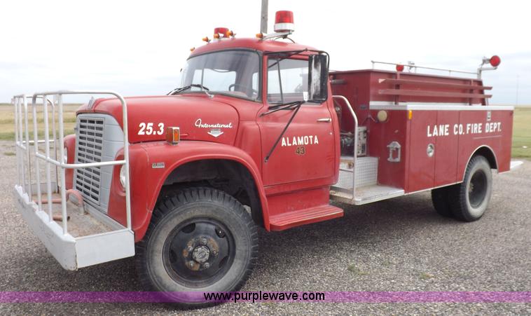 image for item H1793 1970 International 1600 fire truck