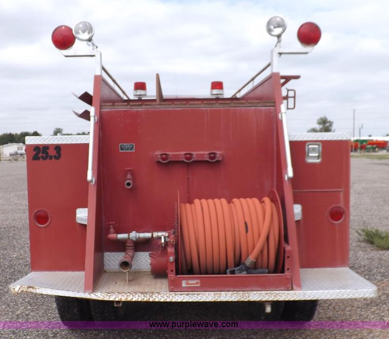 image for item H1793 1970 International 1600 fire truck