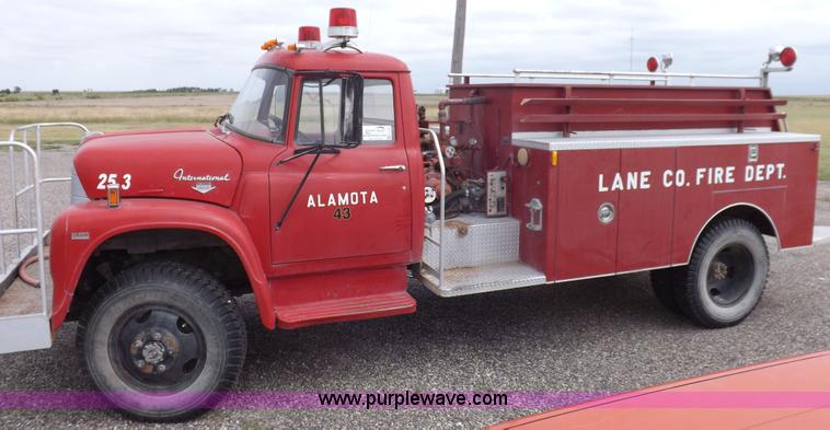 image for item H1793 1970 International 1600 fire truck