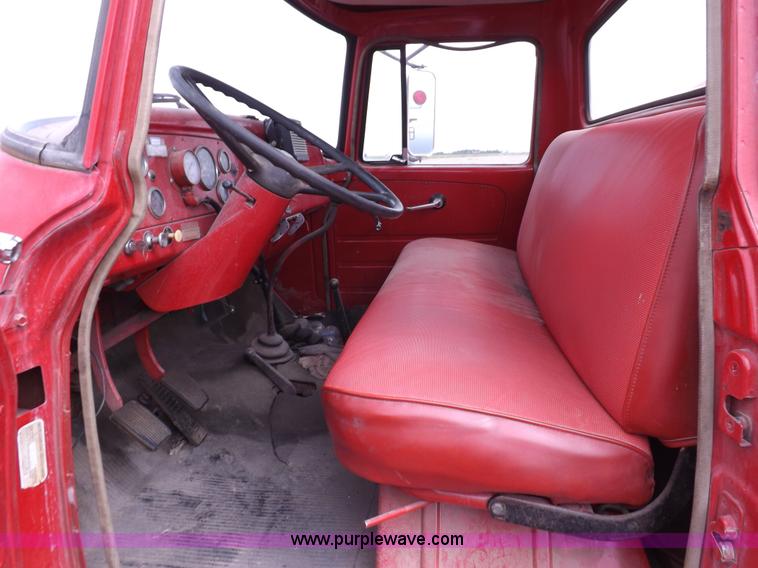 image for item H1793 1970 International 1600 fire truck