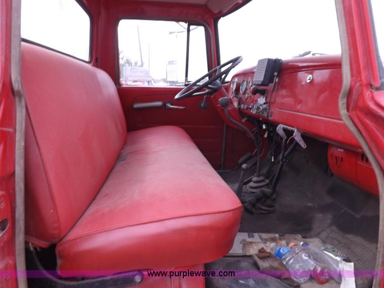 image for item H1793 1970 International 1600 fire truck