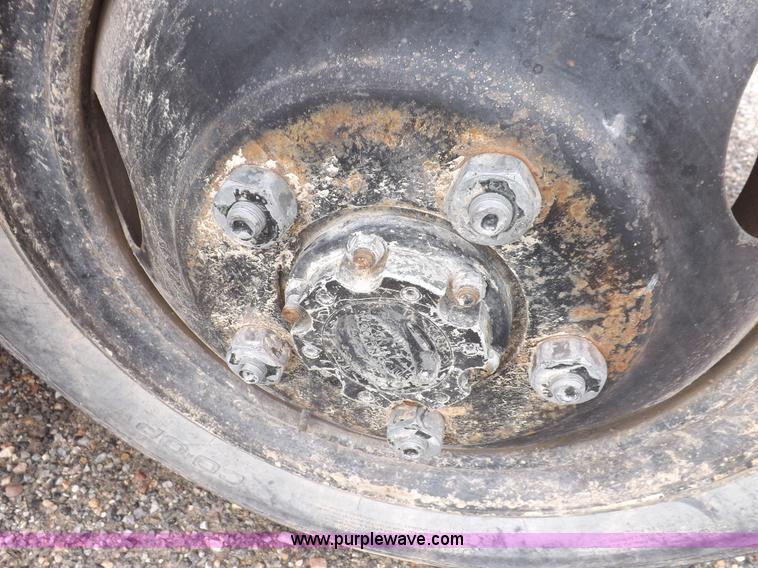 image for item H1793 1970 International 1600 fire truck