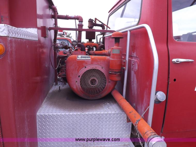 image for item H1793 1970 International 1600 fire truck