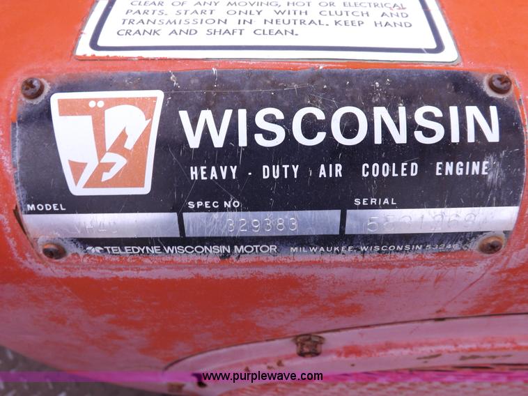 image for item H1793 1970 International 1600 fire truck