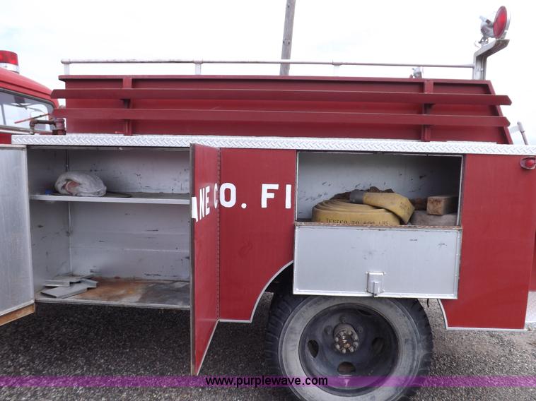 image for item H1793 1970 International 1600 fire truck