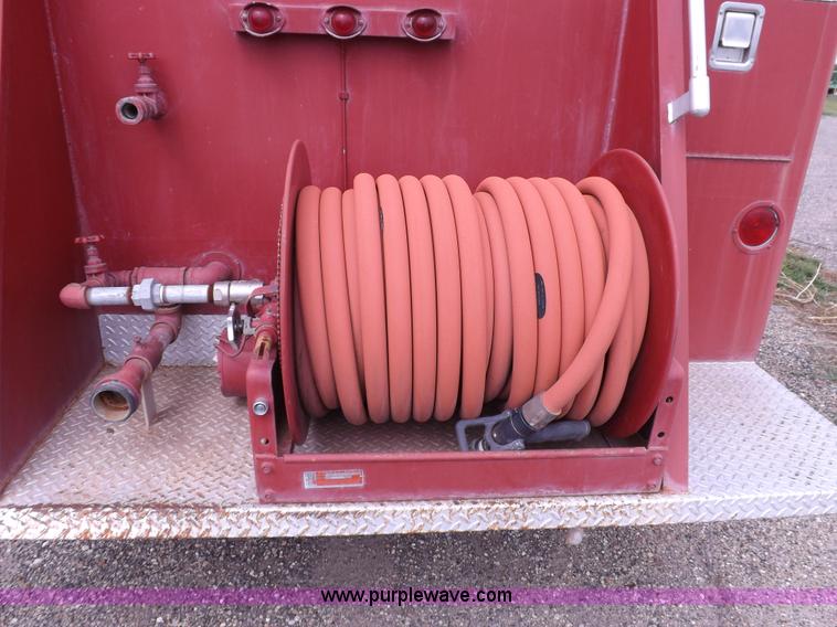 image for item H1793 1970 International 1600 fire truck